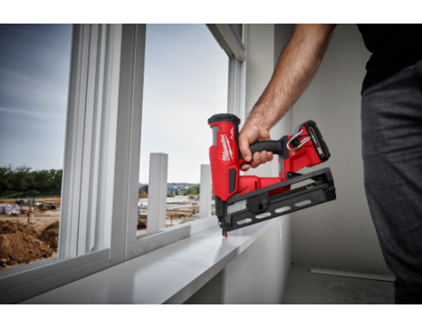 Milwaukee M18 Fuel Cordless 16 Angled Finish Nailer w/out