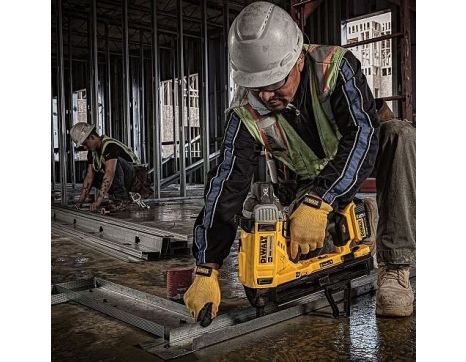 Cordless Concrete Dewalt Nail Gun For Concrete DEWALT DCN890