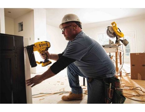 Dewalt DCN680B 20V 18 Gauge Cordless Brad Nailer Nail Gun Depot