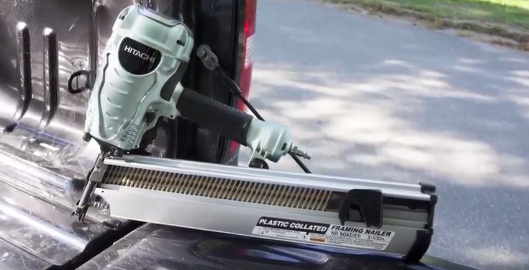 Hitachi NR90AES1 Plastic Strip Framing Nailer Demonstration