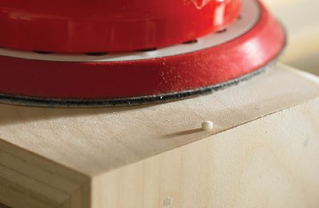 Senco composite fastener for woodworking