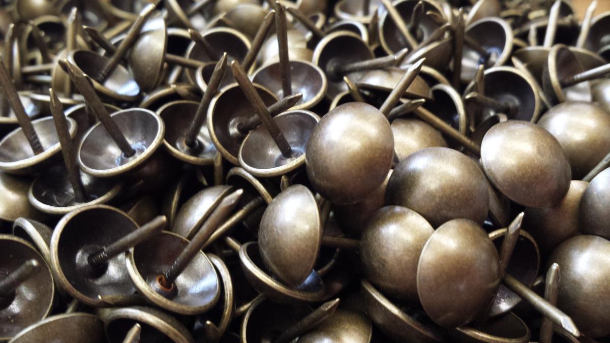 How To Use A Decorative Nailer