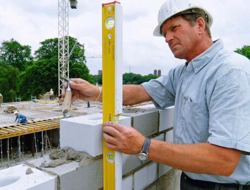 How To Maintain Spirit Level Accuracy