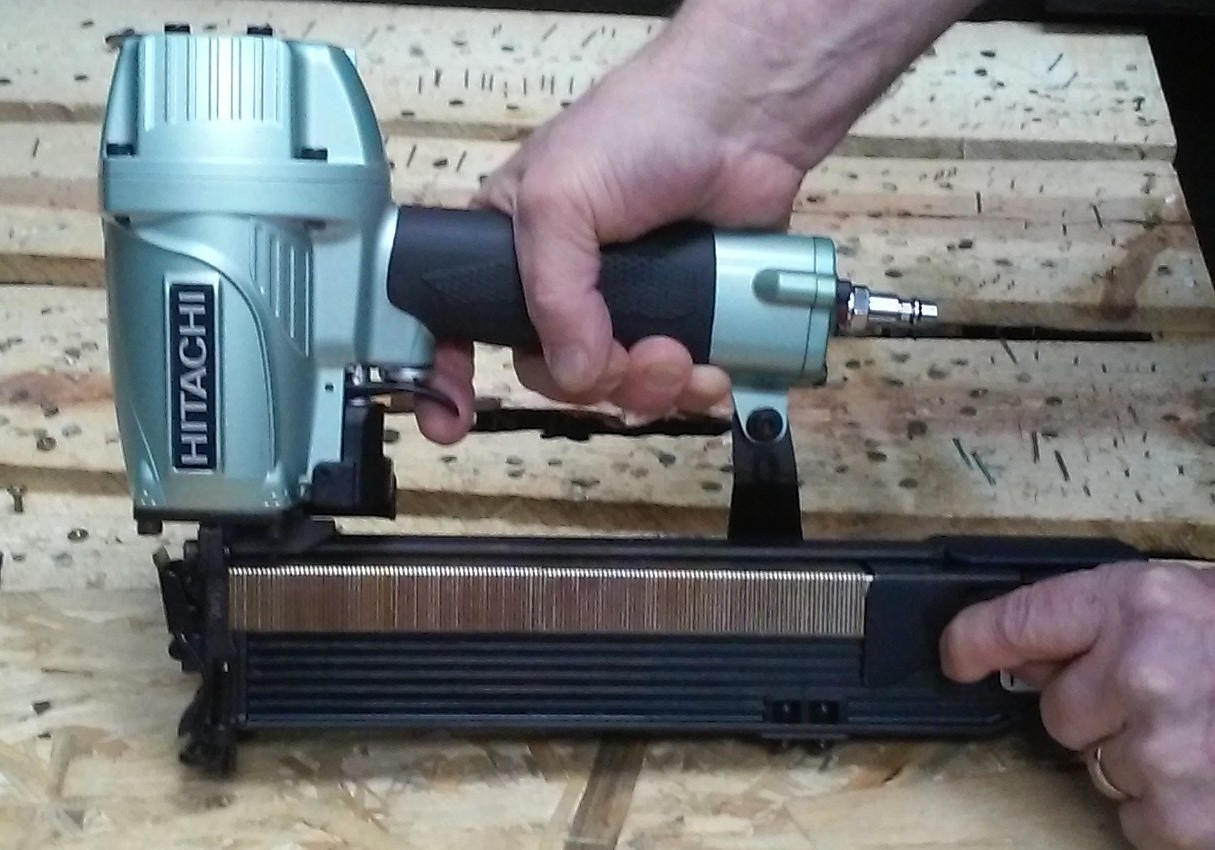 Hitachi Top Load Stapler