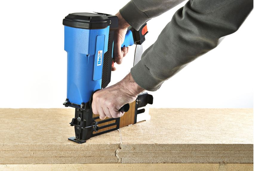 BeA Heavy Wire Stapler