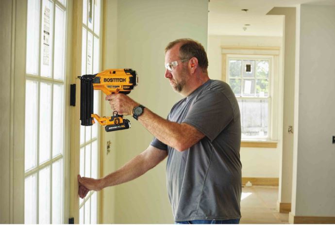 An example of battery-powered cordless nailers, the Bostitch BCN680D1